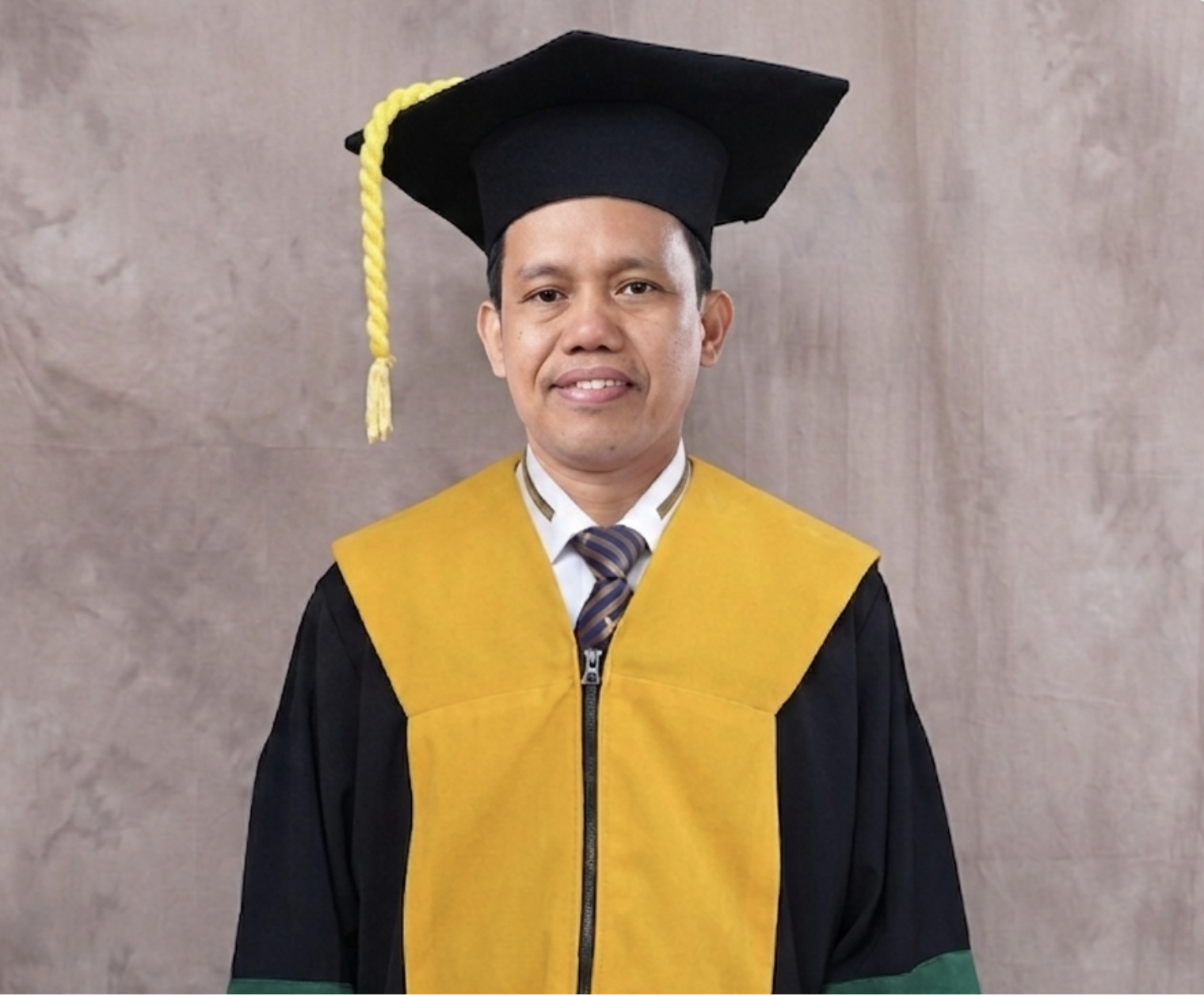 Prof. Dr. H. Erwin Hafid, Lc., M.Th.I., M.Ed.